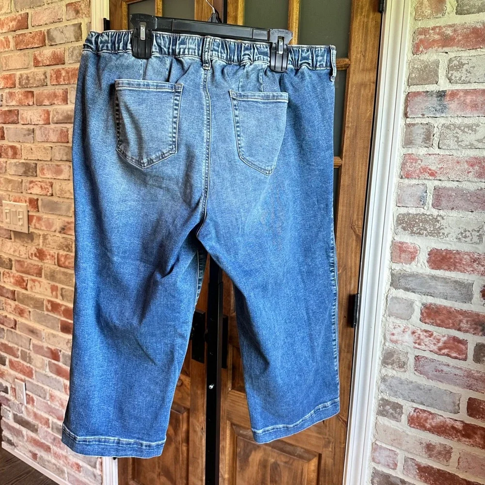 Torrid Jeans Women Blue Weekend Wide Leg Crop Super Soft Drawstring Size 2 18W